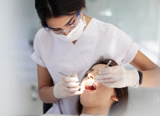 دندانپزشکی طرف قرارداد بیمه آسیا در تهران
